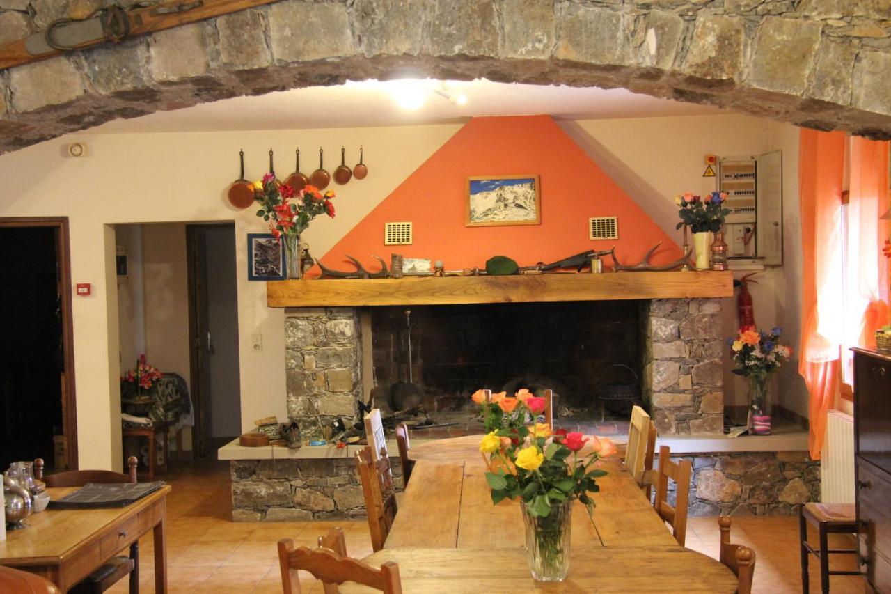 Chambre D'Hote "Chez Antoinette Et Charles" Santo-Pietro-di-Venaco Eksteriør billede